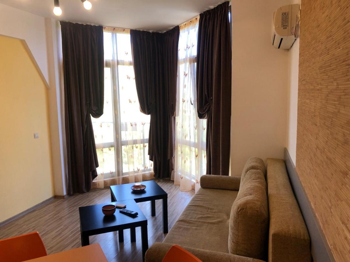 Fantasy 15 комплекс фантазия, Apartament Hisarea