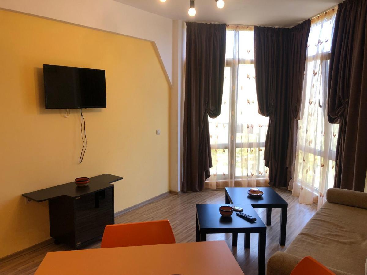 Fantasy 15 комплекс фантазия, Apartament Hisarea